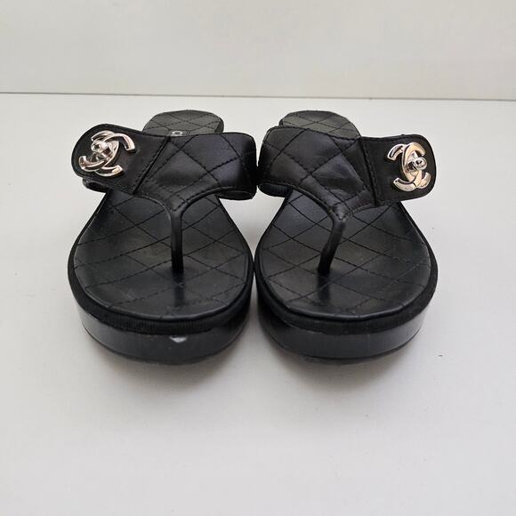 Chanel Turnlock Black Leather Sandals US 8 / EU 38 - Picture 2 of 6